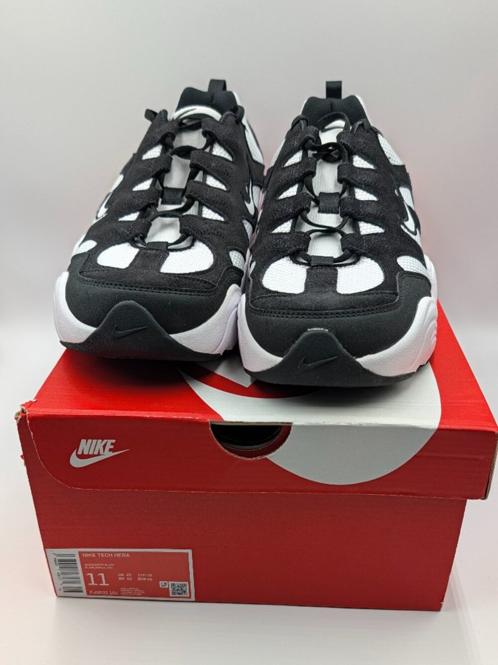 Nike Tech Hera White Black Sneakers FJ9532-101 Size 11